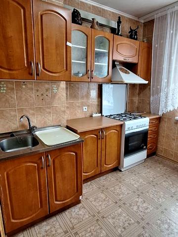 Незалежності бульв. (50 років Жовтня), 6-Б