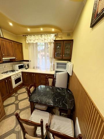 Павла Ковжуна вул., 1