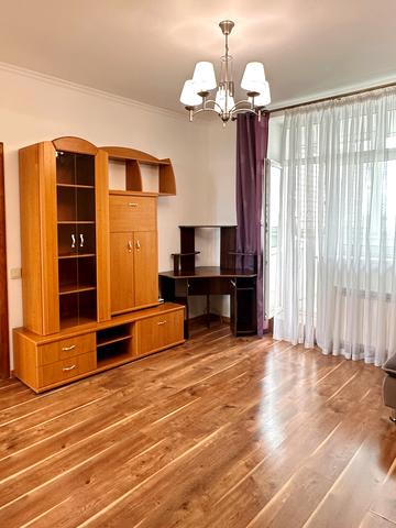 Петра Калнишевського вул. (Михайла Майорова), 7