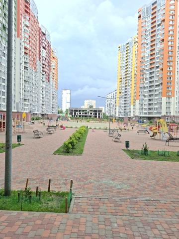 Каховська вул., 62-А