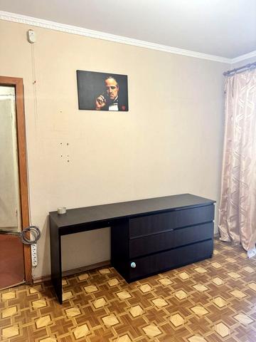 Вишгородська вул., 32/2