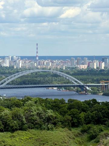 Кудрявська вул., 24а