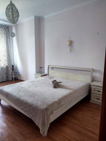 Нескорених вул., 32б