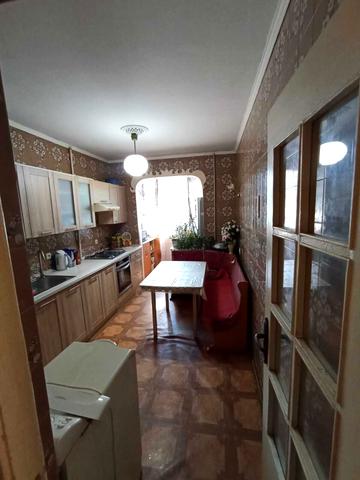 Сімї Глодан вул., 8