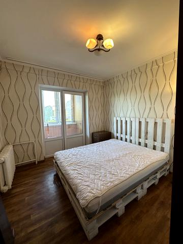 Березняківська вул., 6