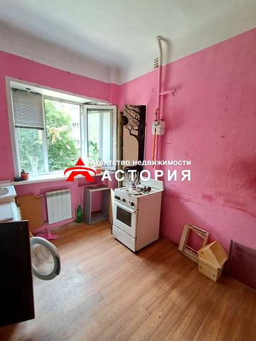 Богдана Хмельницького вул., 29