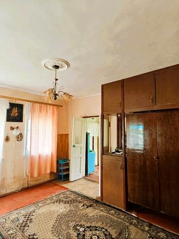 Центральна вул., 1
