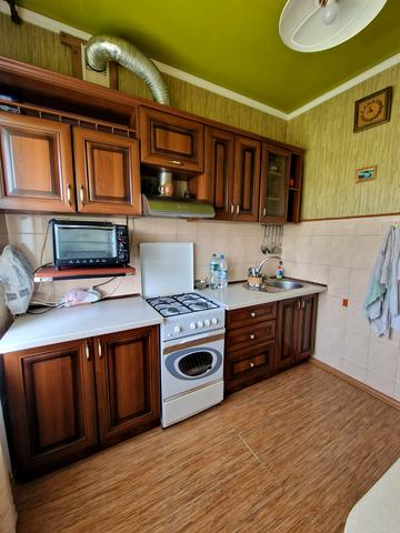 Золотогірська вул., 24