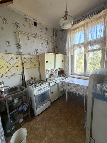 Соборний просп. (Леніна), 214