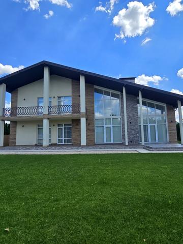 Виноградна, 21