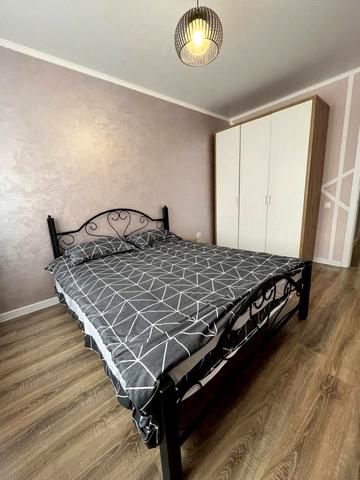 Степана Бандери вул., 15