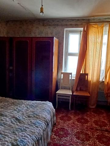 Князя Володимира Великого просп., 122/1