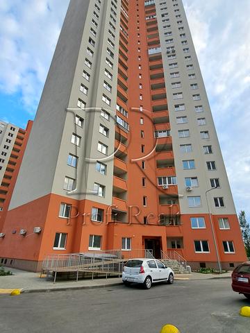Милославська вул., 18