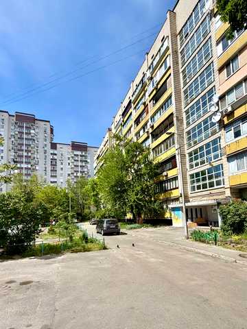 Горлівська вул., 38/40