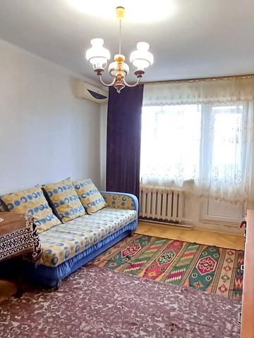Левка Лукяненка просп. (Рокоссовського), 3