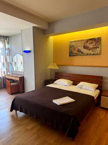 Дунаєва пров., 3а