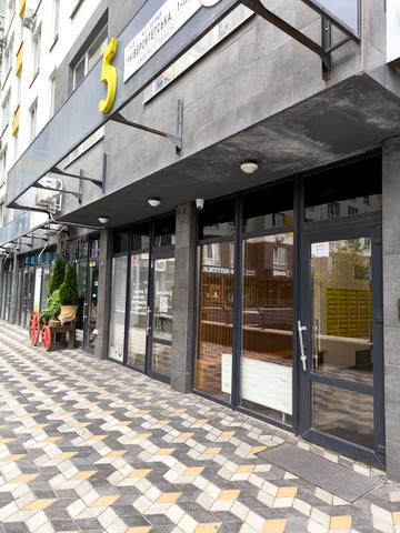 Університетська вул., 1п/1