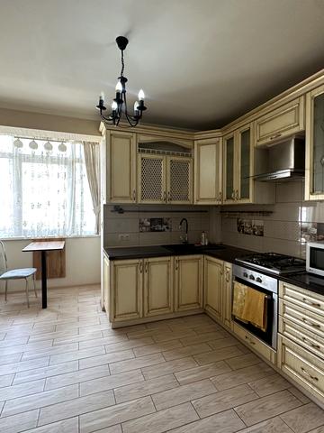 Ольги Кисілевської вул., 37