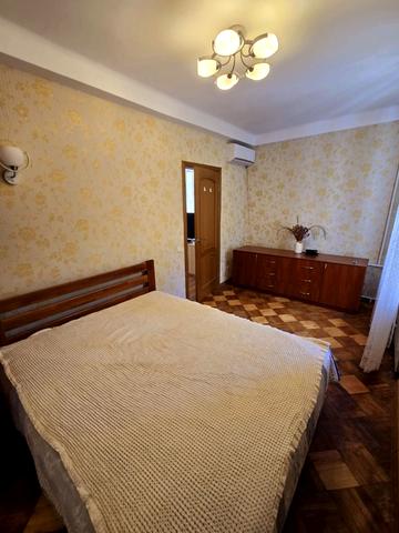 Ольжича вул., 21