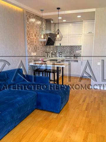 Регенераторна вул., 4к2