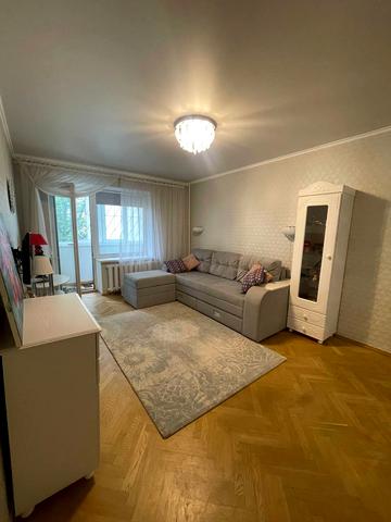 Западинська вул., 7