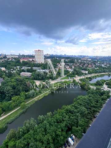 Кадетський Гай вул., 10