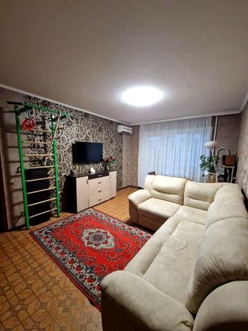 Героїв просп., 40