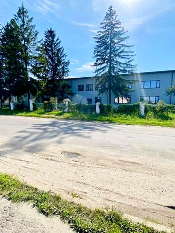Марка Безручка вул., 13