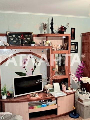 40-річчя Оборони Одеси вул., 8