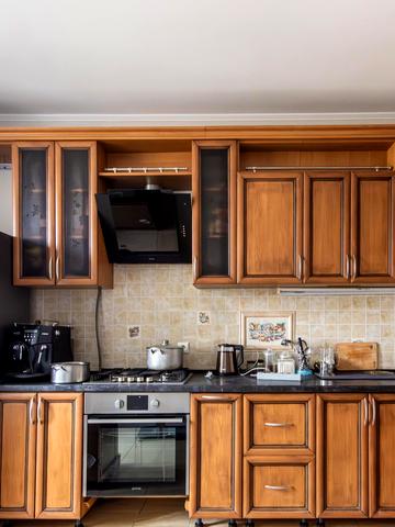Степана Бандери вул., 10в