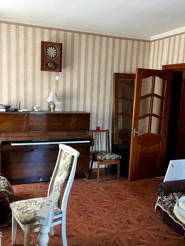Євгена Чикаленка вул., 66а