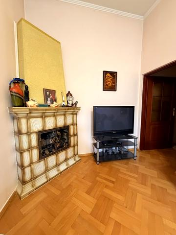 Івана Мазепи вул., 20