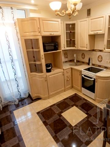 Регенераторна вул., 4к2