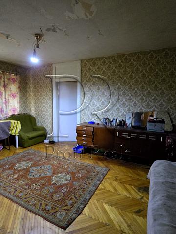 Миколи Василенка вул., 4
