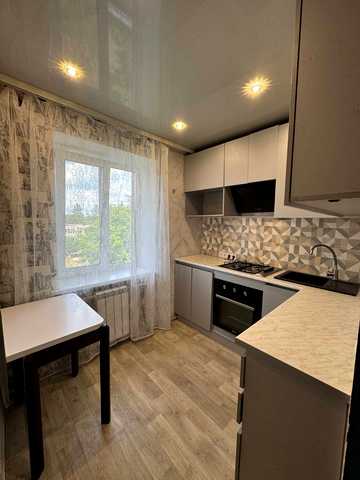 Олександрівський просп. (Косіора), 71