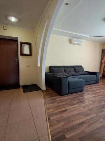 Антоновича вул. (Горького), 100