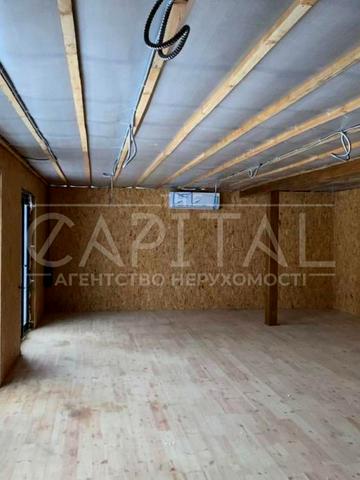 Степана Бандери, 1
