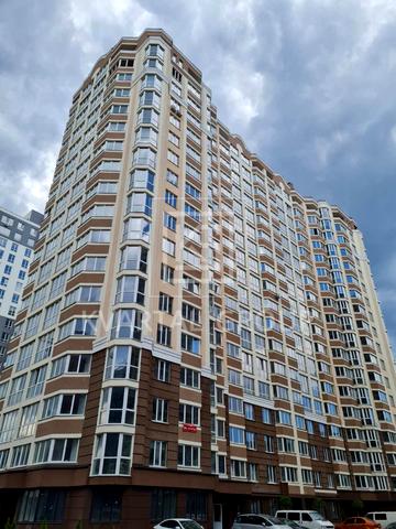 Університетська вул., 1-В