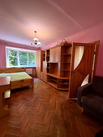 Степана Бандери вул., 10а
