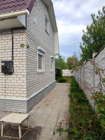 Воїнів інтернаціоналістів, 21