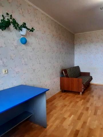 Червоної Калини просп. (Володимира Маяковського), 1-В