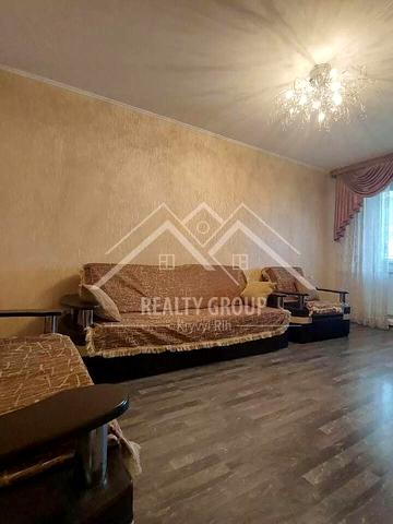 Кривбасівська вул., 54