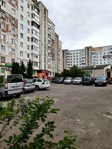 Оболоня вул., 11-А