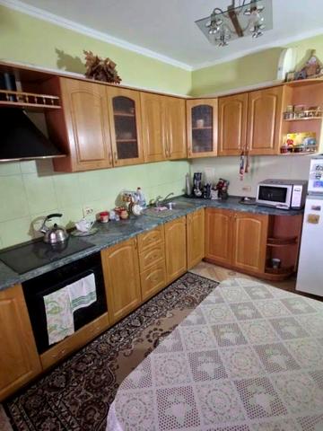 Незалежності бульв. (50 років Жовтня), 17