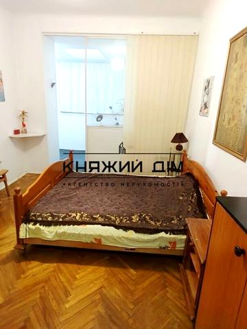 Євгена Коновальця вул. (Щорса), 27-А
