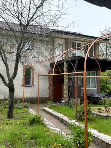 Вокзальна вул., 7