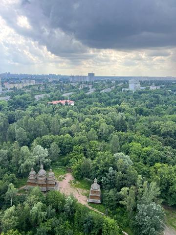 Михайла Донця вул., 2-Б