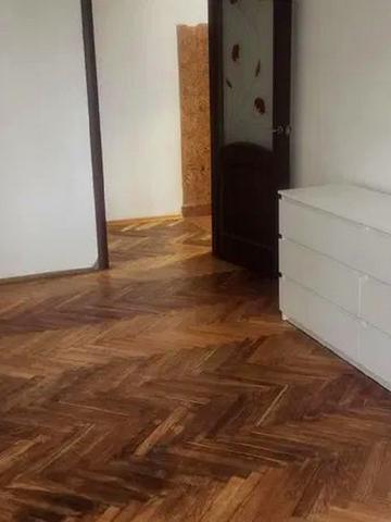 Окружна вул., 17