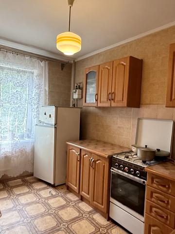 Леоніда Бикова бульв., 5