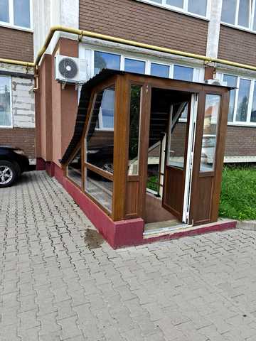 Нижня Берегова вул., 2/2в